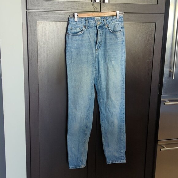 BDG Urban Outfitters Mom Straight Jeans Classic Style - Size 26 - Picture 1 of 4